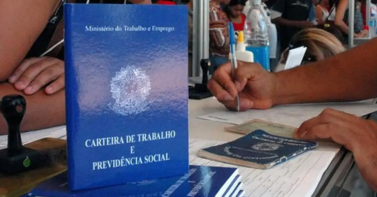 Profissões em Risco de Extinção no Marketing Digital: A Era da Automação e da Inteligência Artificial