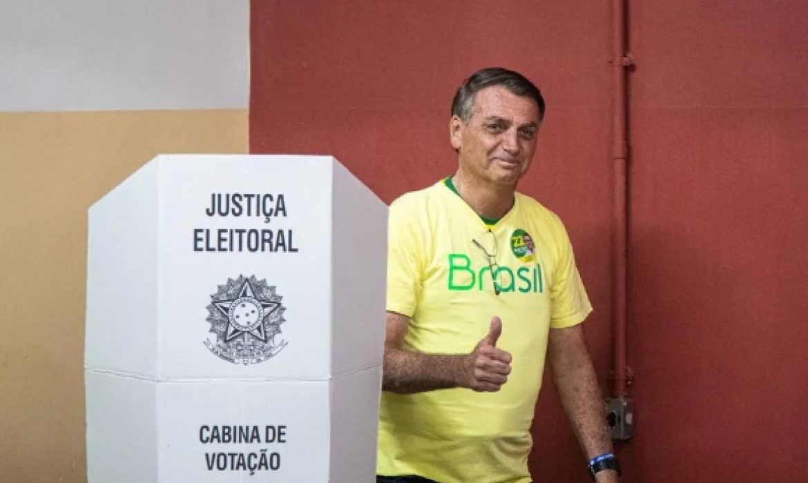 Direita recorre a marketing digital inteligente e é grande vitoriosa nas eleições de 2024